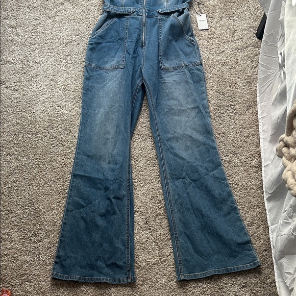 Denim Short Sleeve Jumpsuit - Picture 3 of 5